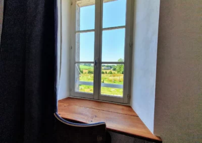 Vue depuis la chambre de Maïa à La Maison Folia, maison d’hôtes en Normandie