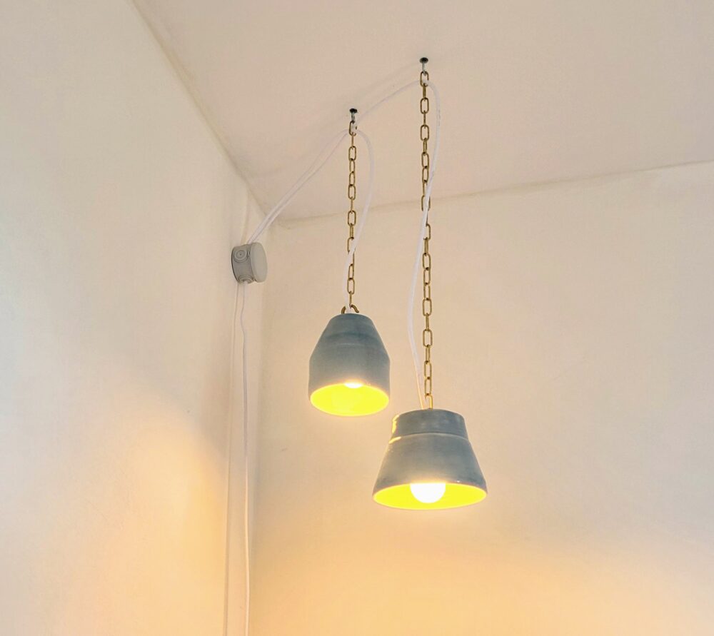 Luminaire en céramique artisanale “ORION” – Suspension design épurée et unique - Afbeelding 3
