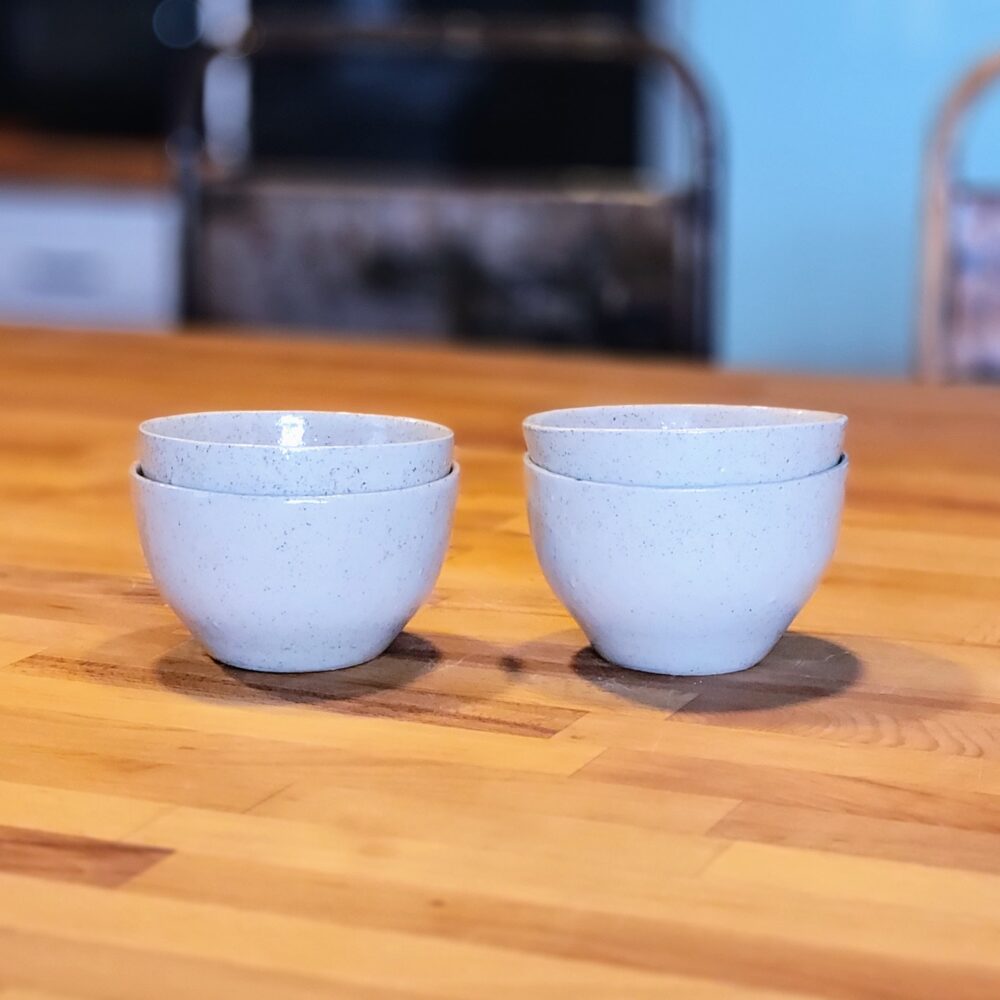 Ensemble de 4 bols “BETA” en grès empilables – Parfaits pour desserts et soupes – Image 4