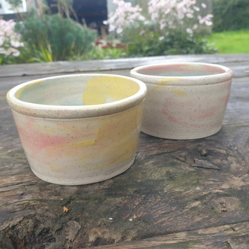 Lot de ramequins en grès pyrité artisanal – Finition arc-en-ciel pour des desserts uniques – Image 12