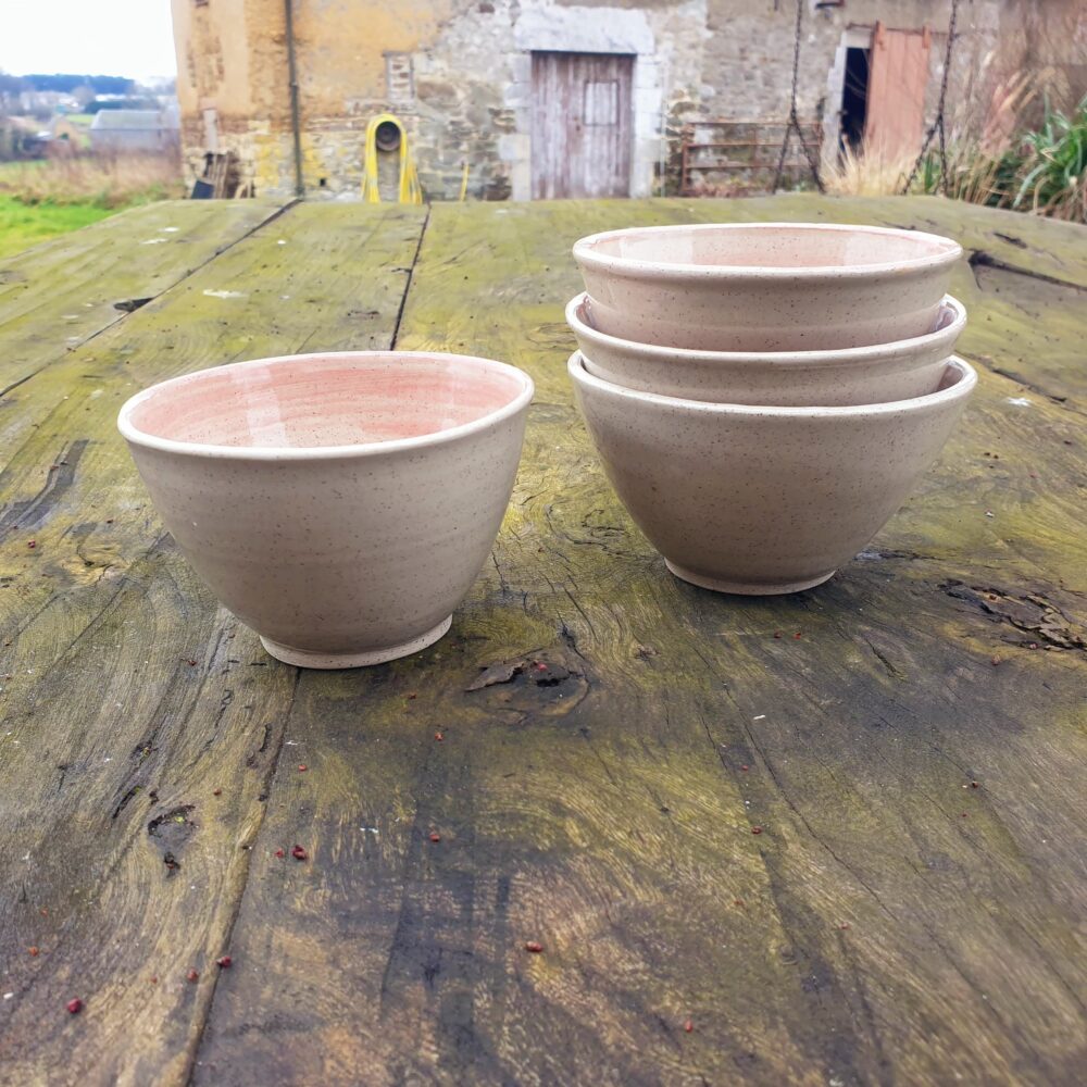Bols "ROSA" – La délicatesse en céramique artisanale
