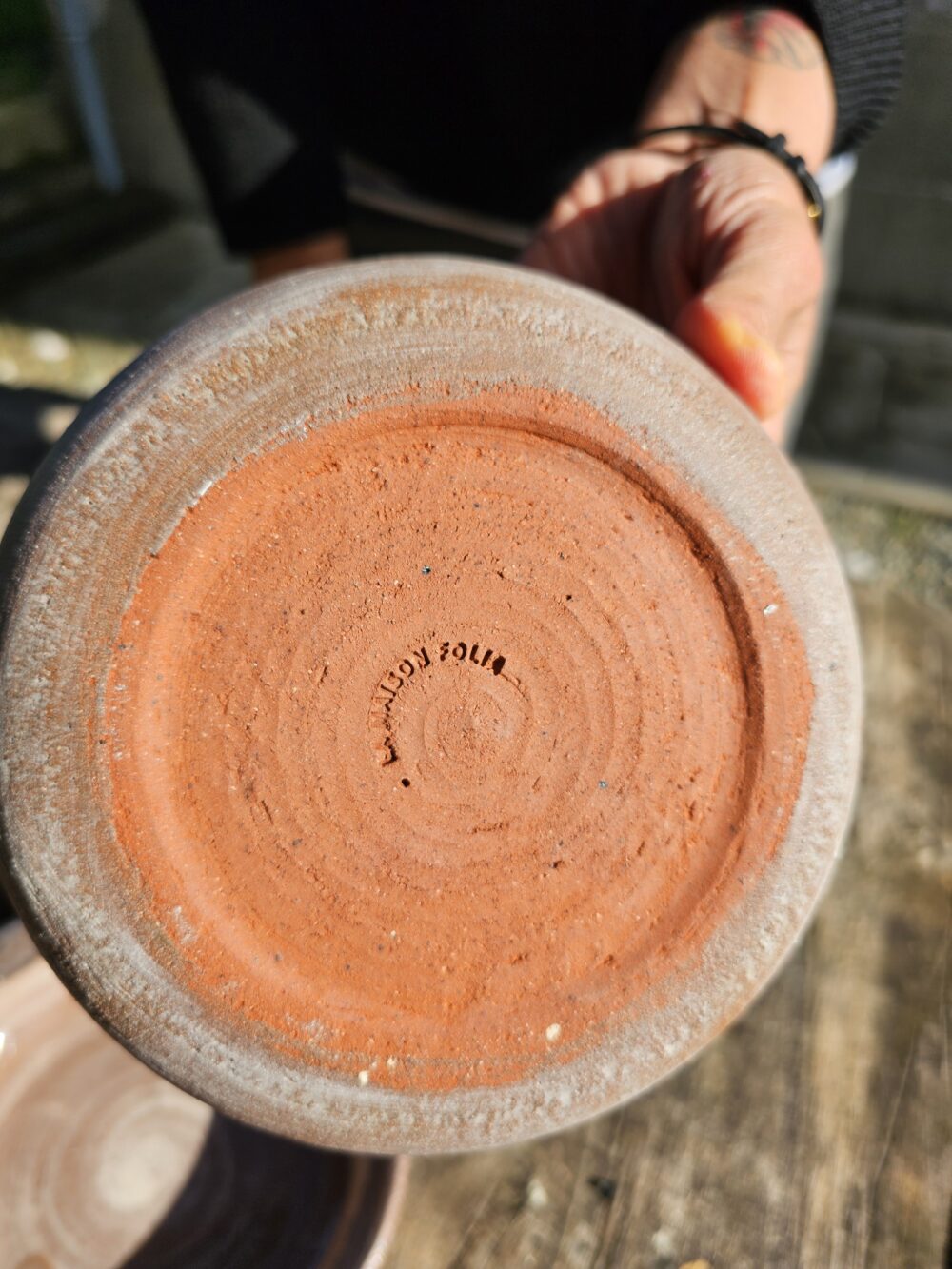 ÉCLAT – Bol artisanal en grès rouge engobé, fait main – Image 5