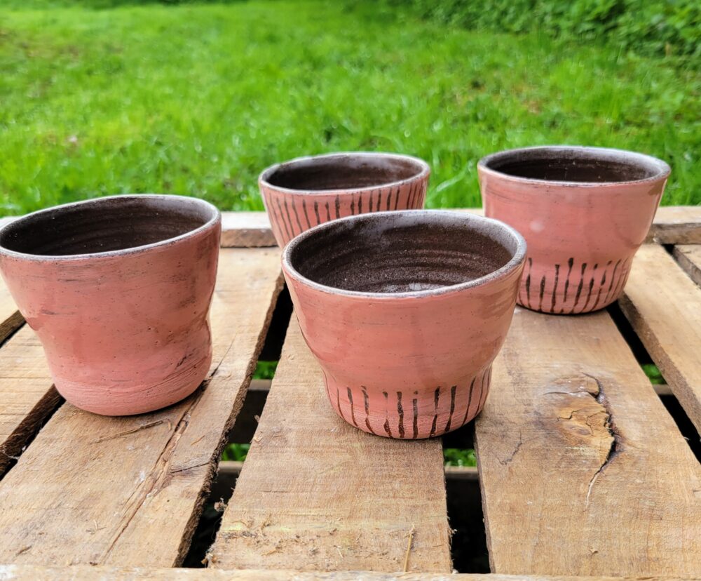 Tasse en grès rose – série LICHEN – Image 4