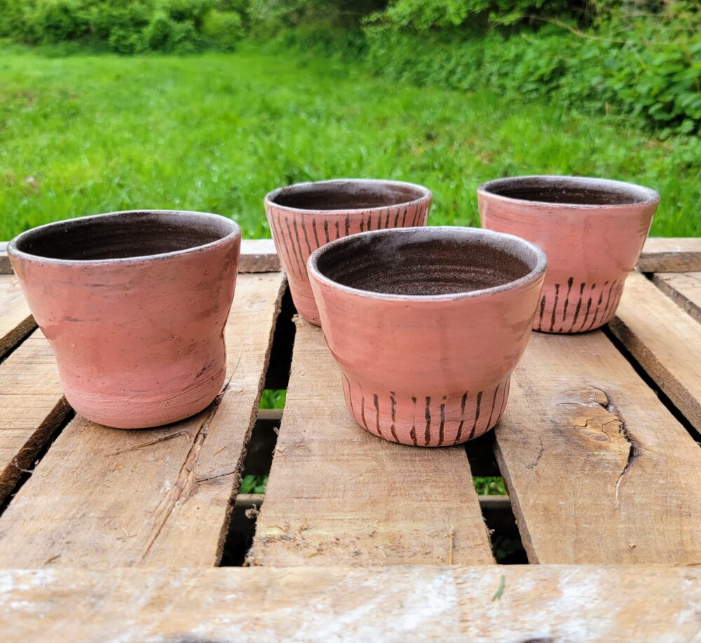 Tasse en grès rose – série LICHEN – Image 5