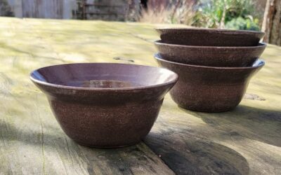 Découvrez le bol TERRA : une pièce artisanale intemporelle pour votre table