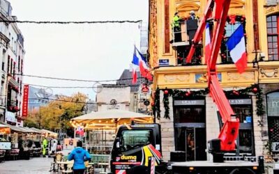RUN — Pre-Christmas — Sous la pluie du 11 novembre à Lille, premières lumières de Noël