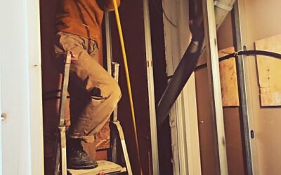 TRAVAUX — Isolation & placo des salles de bain — Areti et Soula attaquent la première salle de bain, un vrai tournant dans le chantier