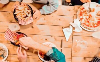 FOOD — Chaud Bouillon à Fives-Cail : samedi midi, grande tablée à @chaud.bouillon, juste à deux pas de La Maison Fives