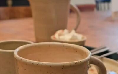 ELLE BOSSE FAUBOURG SAINT-HONORÉ… ET VOILÀ CE QU’ELLE PENSE DE LA MAISON