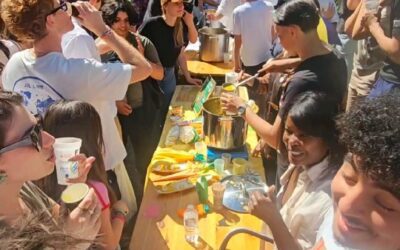 FÊTE DE LA SOUPE À WAZEMMES Grand soleil, vélos ressortis, et en 15 minutes depuis la Maison Fives on était à Wazemmes